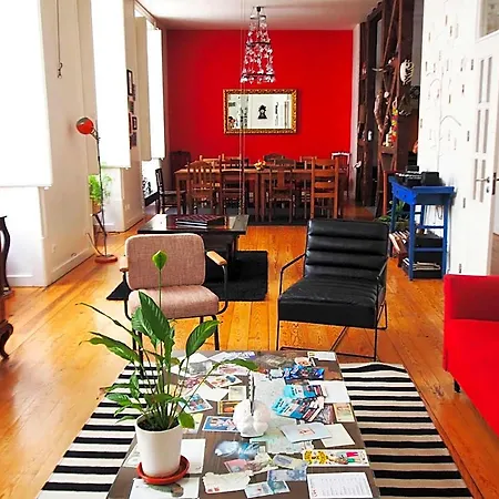 Living Lounge