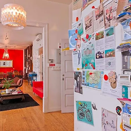 Living Lounge