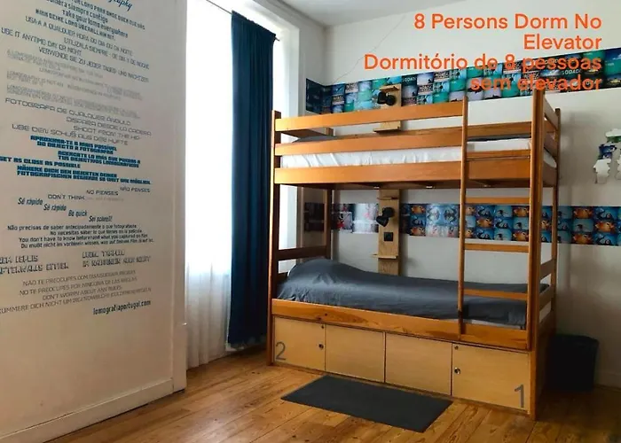 Hostel Living Lounge